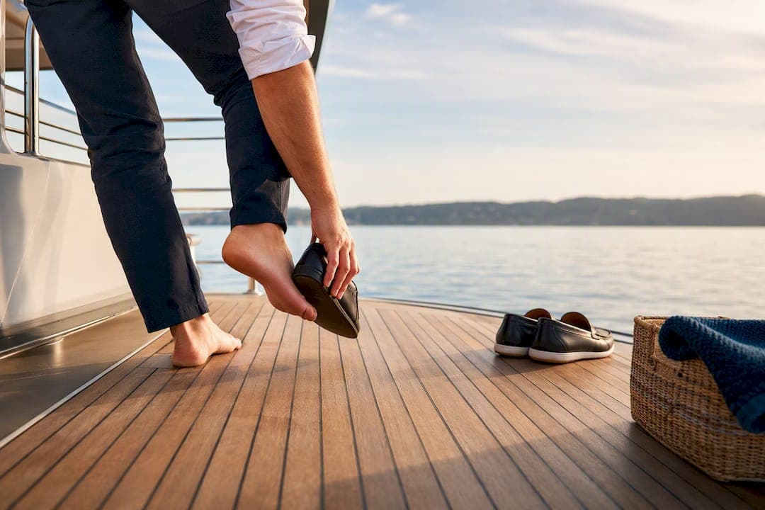 What Former Captains Say Guests Must Know About Yacht Charter Etiquette