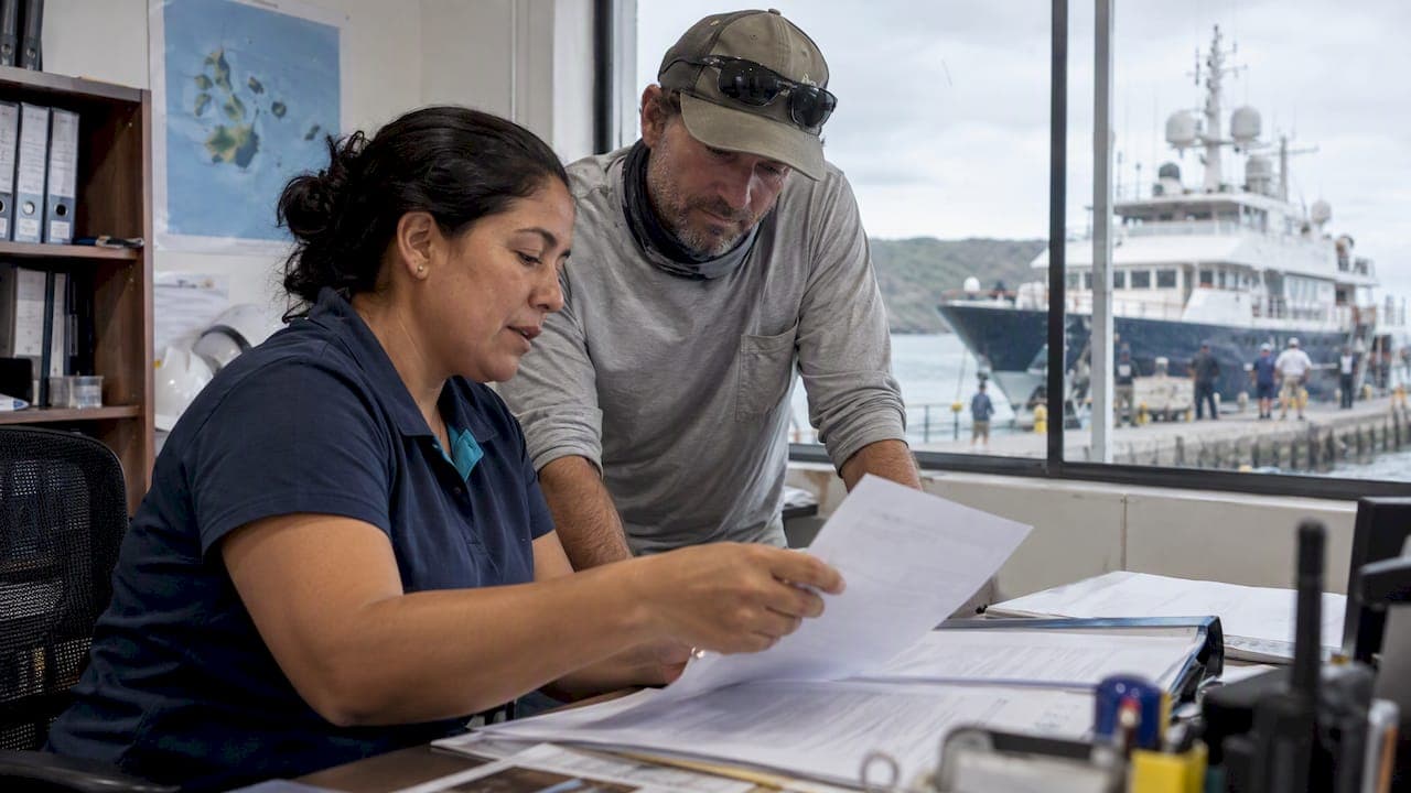 Autógrafo and Patente: Broker Checklist for Galápagos Yacht Permits