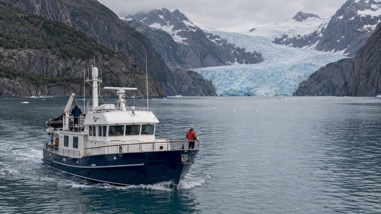 Patagonia Yacht Charter Guide: Routes, Season, Planning